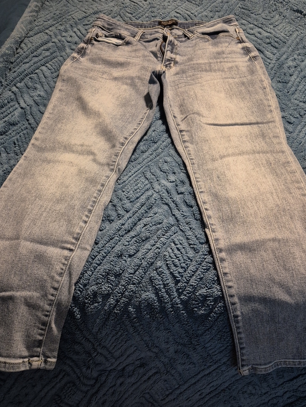 Judy Blue Mid Rise Vintage Wash Non Distressed Boyfriend 11/30